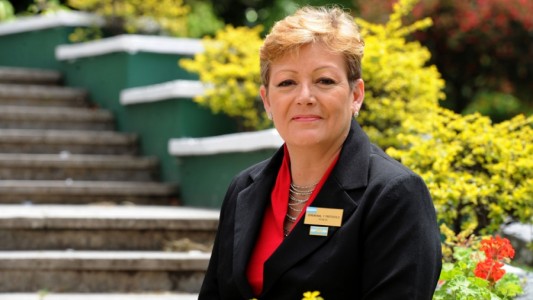 "Fuimos aventureras": las cinco mujeres que fueron instrumentadoras quirúrgicas en Malvinas