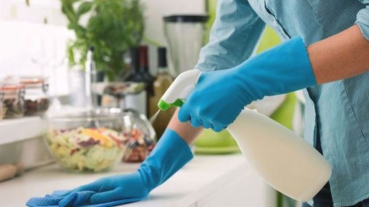 Empleadas domésticas tendrán un aumento del 15% entre abril y mayo