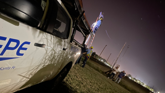 La EPE detectó complejo deportivo conectado irregularmente en Santo Tomé