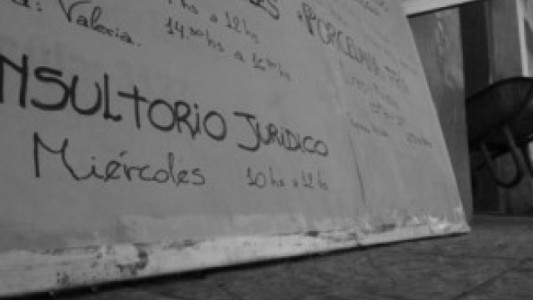 Comenzaron los consultorios jurídicos gratuitos de la UNL en barrios de la ciudad