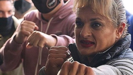 La Locomotora Oliveras reveló que su marido le fue infiel con su hermana: los encontró juntos en la cama