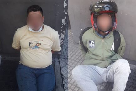 Video: Motochorros le roban a un turista y son detenidos tras una persecución en Monserrat