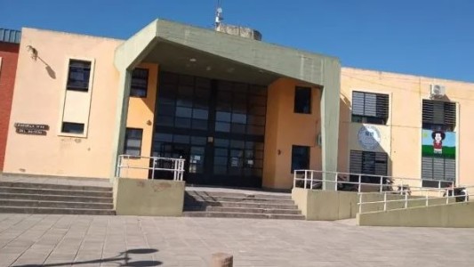 Dos hermanos apuñalaron a un compañero de escuela en Entre Ríos