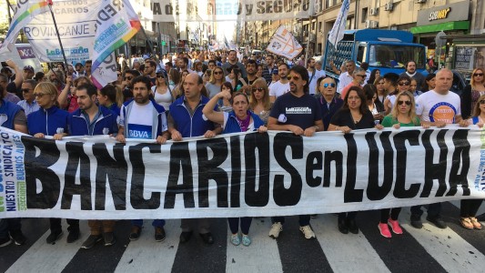 Bancarios pararán el próximo 28 de abril en todo el país