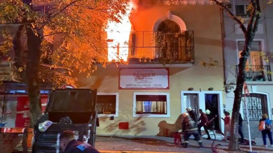 Tres muertos en el incendio de un geriátrico: "Se escuchaban gritos de ayuda", contó una vecina