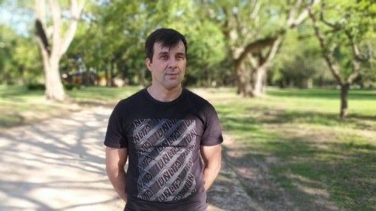 Acusado del crimen de su mamá, hermano e hija buscó en internet formas de matar gente