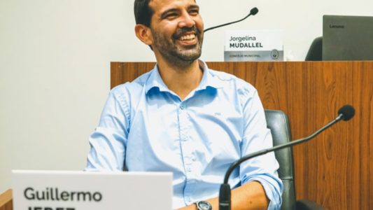 Un concejal organiza una cooperativa para recuperar residuos plásticos