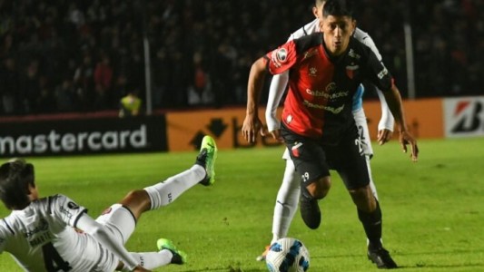 Colón ganó 2 a 1 a Cerro Porteño en la previa de sus 117 años
