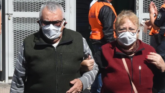 Jubilados empiezan a cobrar hoy el bono de refuerzo de Anses