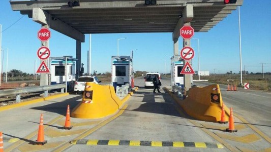 Continúa el levantamiento de barreras en algunos peajes de la provincia