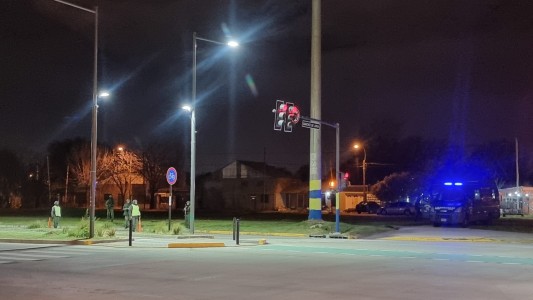 Agoniza un policía ametrallado en un control de rutina en Rosario