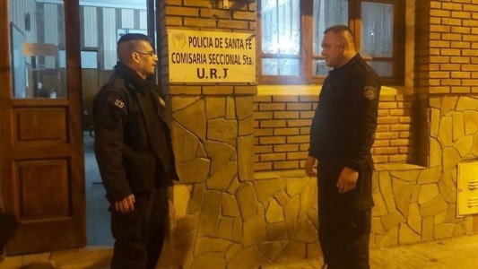 Dos policías santafesinos le salvaron la vida a un menor picado por un alacrán