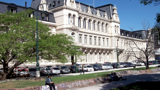 El Ministerio de Educación de la Nación convocó a paritarias a los docentes