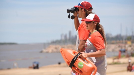 Se realizó la entrega de diplomas de Guardavidas 2021-2022