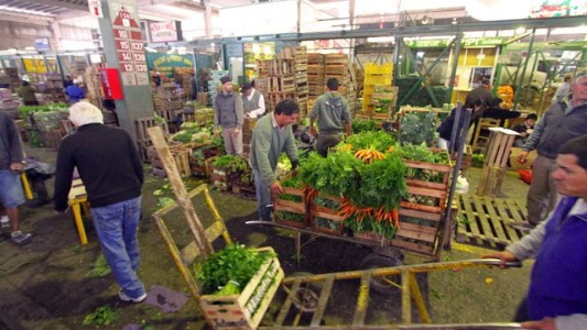 Descartan faltante de frutas y verduras en Santa Fe