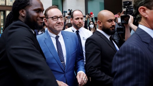 Kevin Spacey quedó en libertad bajo fianza: acusado de cuatro delitos sexuales