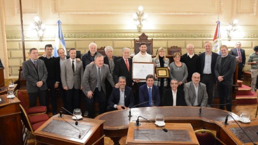 El Pipa Alario fue reconocido por la Cámara de Senadores de Santa Fe