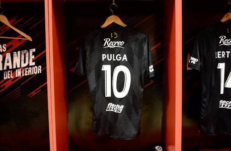 Colón y Patronato ya juegan en Rosario por Copa Argentina