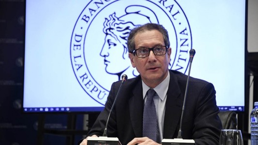 Pesce defendió nuevas medidas sobre el dólar: "Evita que vayamos a una devaluación brusca"