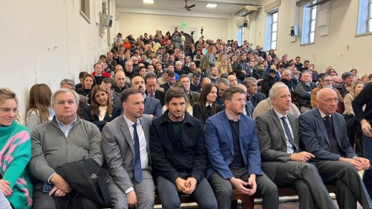 Para la oposición, el convenio Santa Fe-Nación por la deuda "es un mal acuerdo"