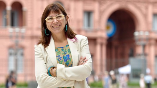 Batakis jura a las 17 como ministra de Economía