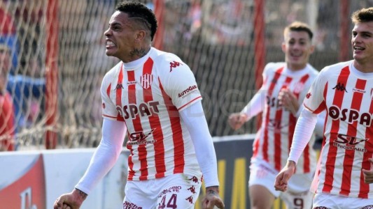 Con el "Loco" Alvez desde el comienzo, Unión va por la épica ante Nacional