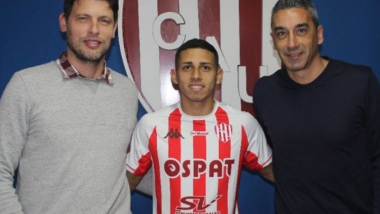 Unión oficializó la llegada del delantero Tomás González