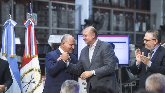 Omar Perotti se reúne con Juan Manzur en Casa Rosada