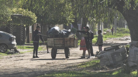 La realidad en los barrios: cómo llegar a mitad de mes
