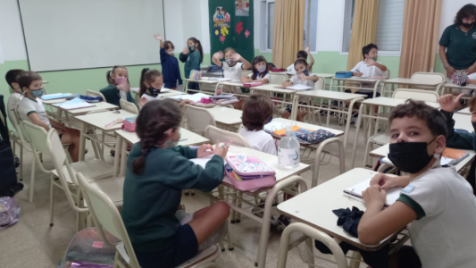 Vuelta a clases: En algunas escuelas rurales se hará con extensión horaria