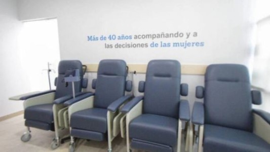 Abrió la primera clínica para realizar abortos legales en la frontera de México con Estados Unidos