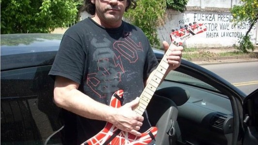 Casi 40 años fabricando guitarras: Julio Ribas, el Luthier de Santa Fe