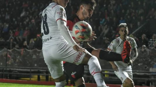 Final del primer tiempo: Colón cae 2 a 0 ante Independiente