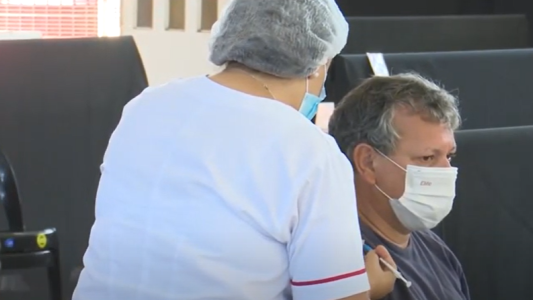 Más de 3 mil turnos para vacunar con cuartas dosis contra el Covid