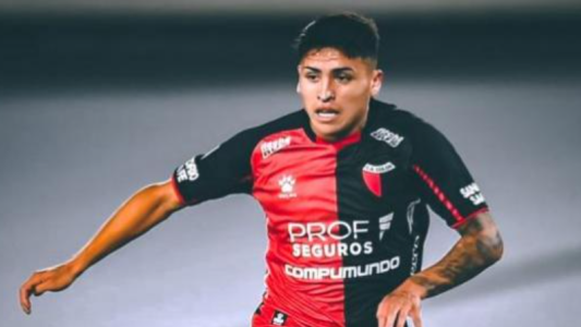 Colón rechazó una oferta millonaria de la MLS por Facundo Farías