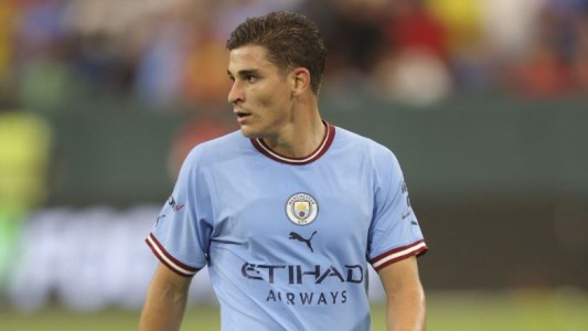 Furor por Julián Álvarez en Inglaterra: los hinchas del Manchester City le hicieron una canción