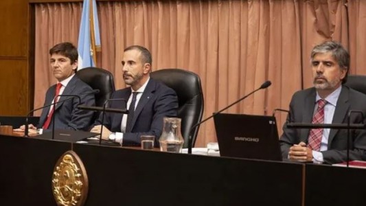 Refuerzan la seguridad de los jueces y fiscales del juicio contra Cristina Kirchner