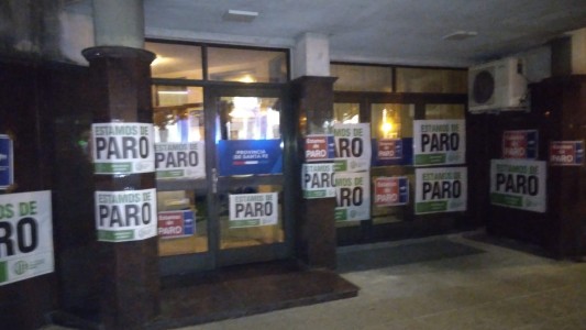 Con alto acatamiento, se cumple el paro de los estatales en la provincia
