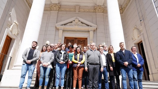 "Es tiempo de construir un nuevo camino que se sustente en el diálogo y la convivencia política"