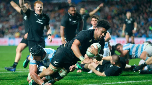 Contundente triunfo de los All Blacks frente a Los Pumas