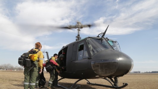 Continúa el combate de incendios desde el Comando Operativo de Alvear