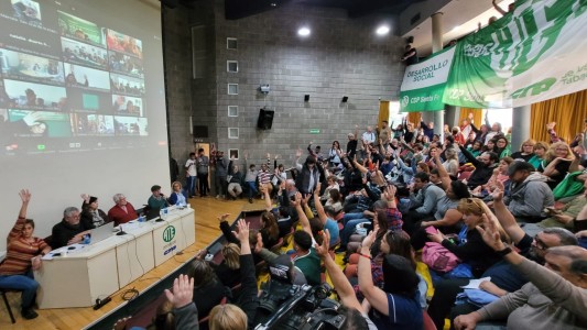 ATE aceptó la oferta del 31% de aumento, revisión en diciembre y sin descuentos de paros