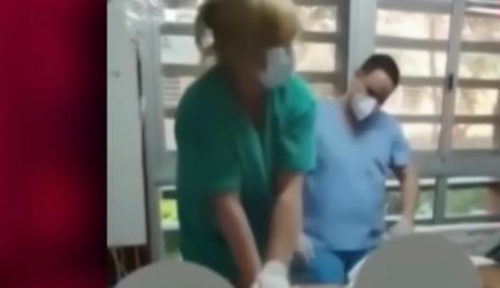 Separan del cargo a médicos y enfermeros que reían mientras hacían RCP a un paciente grave