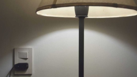 Oficializan la quita de subsidios para quienes consuman más de 400 kilowatts