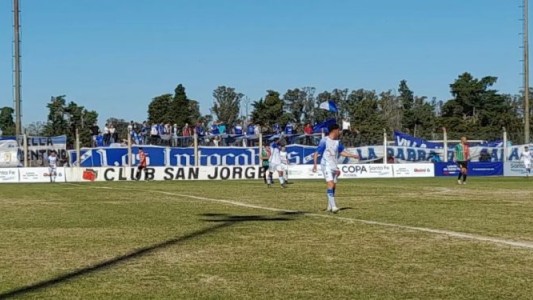 Comienzan a jugarse los cuartos de final de la Copa Santa Fe de Fútbol