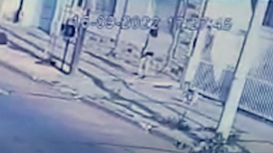 Campana: Una mujer salió a pasear el perro y apareció descuartizada y quemada en la casa de su vecino