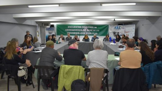 Docentes de la UNL paran este lunes y martes
