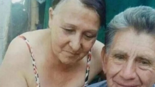 Asesinan a puñaladas a una pareja en Mendoza y detienen al nieto como sospechoso