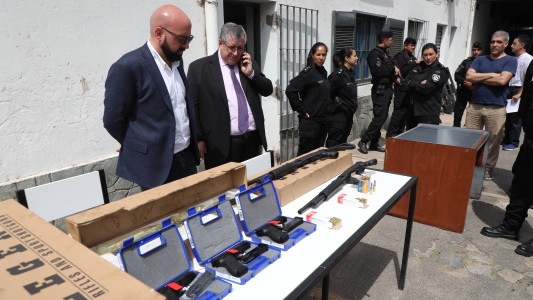 El Ministerio de Seguridad adquirió pistolas y escopetas para la policía de Santa Fe