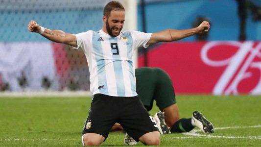 El "Pipita" Higuaín anunció su retiro del fútbol